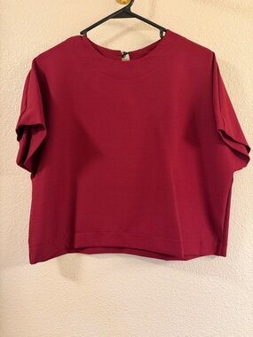 Women’s Short Sleeve Boxy Tee - Burgundy